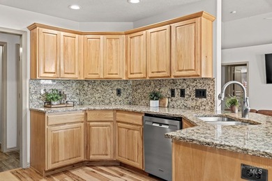 Welcome to this beautiful home in a quiet neighborhood near - photo 19