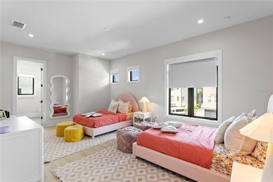 Located on spectacular Davis Islands, this newer construction - photo 22