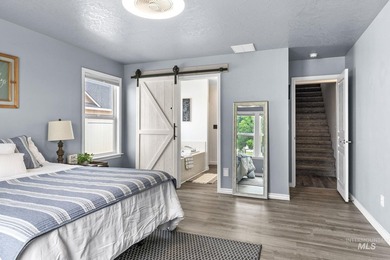 Welcome to this beautiful home in a quiet neighborhood near - photo 24