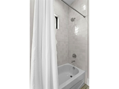 Located on spectacular Davis Islands, this newer construction - photo 24