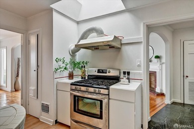 Central Sunset reversed floor plan home ideally situated on one - photo 26