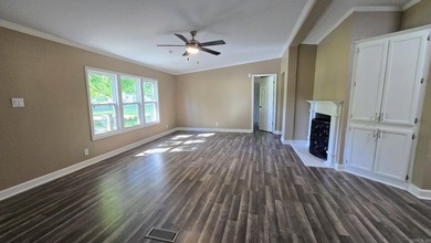 Additional listing photo 1