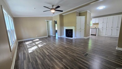 Additional listing photo 2