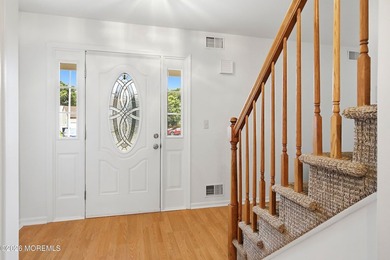 Welcome home to this beautiful 4 bedroom 2.5 bath colonial - photo 3