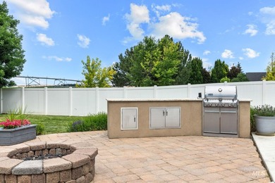 Welcome to this beautiful home in a quiet neighborhood near - photo 44
