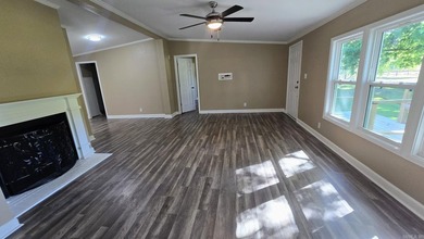 Additional listing photo 4