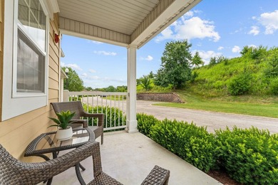 HUGE PRICE IMPROVEMENT! Luxury Golf Course Retreat! Fully - photo 4