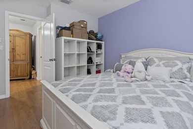 Beautiful 3-bedroom, 2.5-bath townhouse in the highly - photo 24
