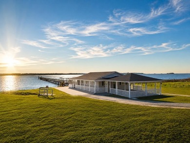 Welcome to coastal living at its finest in the sought-after - photo 26