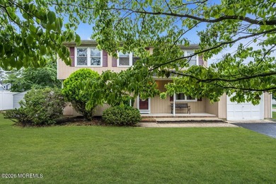 Welcome to Pine Lake Park, this spacious 4-bedroom, 2.5-bath - photo 1