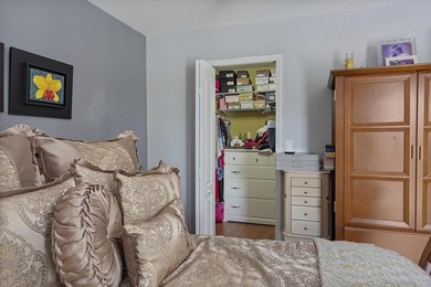 Beautiful 3-bedroom, 2.5-bath townhouse in the highly - photo 34