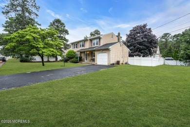 Welcome to Pine Lake Park, this spacious 4-bedroom, 2.5-bath - photo 5