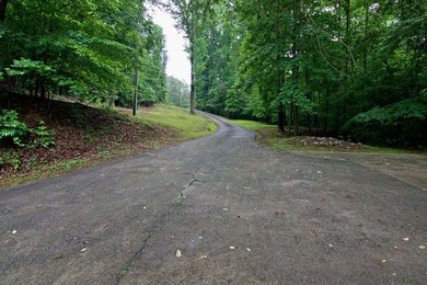 Are you seeking a move in ready 3 bedroom home tucked away in - photo 40