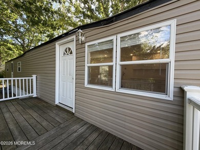 Welcome to this beautifully updated 2-bedroom, 1-bath home - photo 2