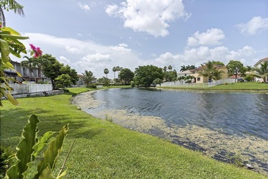 Beautiful 3-bedroom, 2.5-bath townhouse in the highly - photo 44