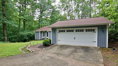 Are you seeking a move in ready 3 bedroom home tucked away in - photo 44
