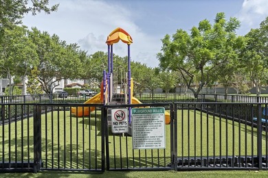 Beautiful 3-bedroom, 2.5-bath townhouse in the highly - photo 48