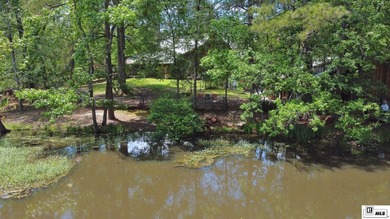 Rustic charm convenient to town! Check out this 4 bedroom, 3 - photo 6