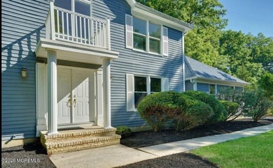 The Perfect Blend of Privacy & Elegance. Welcome home to this - photo 2