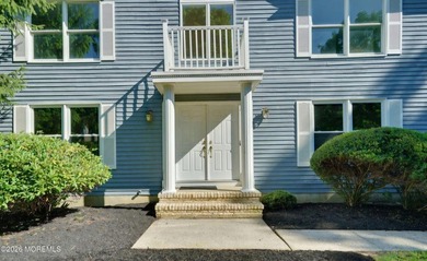 The Perfect Blend of Privacy & Elegance. Welcome home to this - photo 3