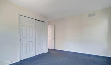 The Perfect Blend of Privacy & Elegance. Welcome home to this - photo 6