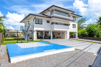 This Key Largo Lake front estate delivers a level of design and - photo 4
