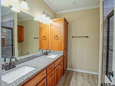 Small Town East Texas Lifestyle is Waiting for You! Welcome home - photo 11