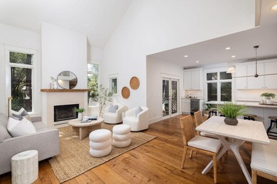 Thoughtfully renovated with a curated selection of designer - photo 2