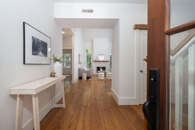 Thoughtfully renovated with a curated selection of designer - photo 8