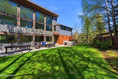 Nestled beside nearly three acres of Rotary Park open space and - photo 43