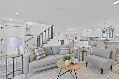 Welcome to modern perfection in coveted Maple Bluff. This - photo 9