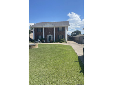 Lake Pontchartrain Home For Sale in Metairie Louisiana