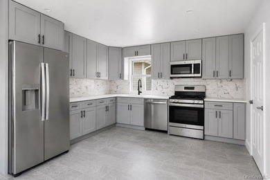 Fully renovated and ready for you to move right in! 6919 - photo 6