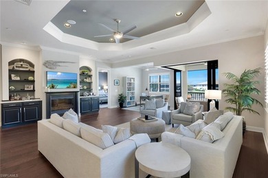 FULL GOLF MEMBERSHIP INCLUDED. Experience luxury living in this - photo 1