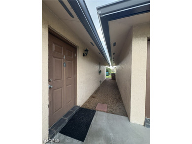 This move-in-ready 2-bedroom, 1-bathroom ground-floor condo - photo 3