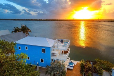 Breathtaking sunset views! Million-dollar views set the tone for - photo 4
