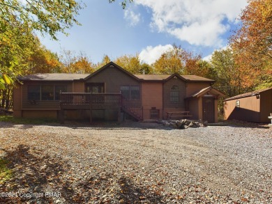 Lake Home For Sale in Blakeslee, Pennsylvania