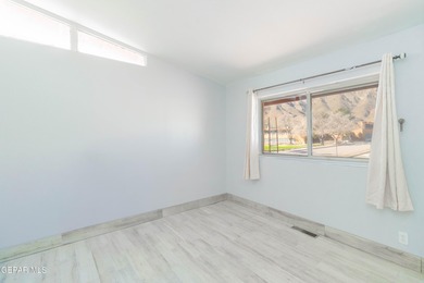 LOCATION, CORNER LOT,Handicap accessibility, 2 MASTERS, 3