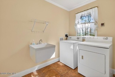 MOTIVATED SELLER NOW OFFERING A 1 YEAR 1% INTEREST RATE - photo 19