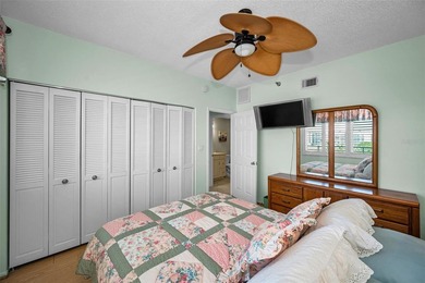 Rarely available Penthouse unit with panoramic Intracoastal and - photo 33