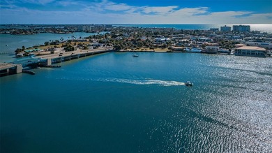 Rarely available Penthouse unit with panoramic Intracoastal and - photo 43