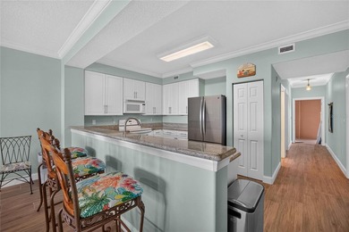 This 3 bed 2-1/2 bath condo in Surf Club III is in excellent - photo 9