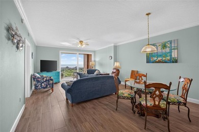 This 3 bed 2-1/2 bath condo in Surf Club III is in excellent - photo 10