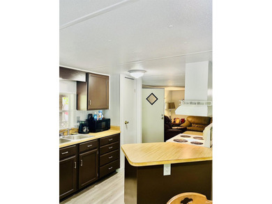 Enjoy lake life at its finest with this charming Beaver Lake - photo 7