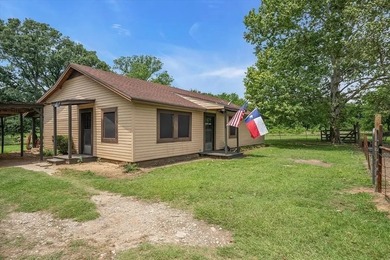 Charming 3-Bedroom Country Retreat on 2.81 Acres - Short Commute - photo 4