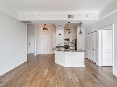 Welcome home to The Renaissance on Turtle Creek! This