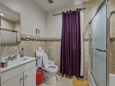 Great opportunity in the heart of Miami! This 3-bedroom, 1-bath - photo 11