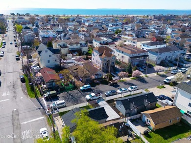 Rare Beachside Dual Detached Homes | Two Separate Addresses | - photo 11
