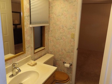 2 BR 2 BA 1248 SQ FT home on a perimeter lot with view of the - photo 13