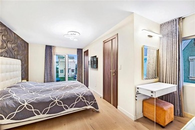 Nestled on ocean block of most prestigious South Brooklyn's - photo 14